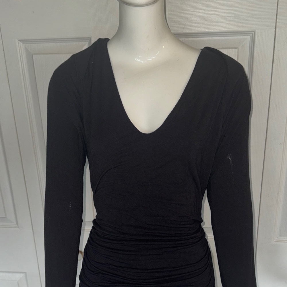 VENUS Elegant Black Long Sleeve  ruched Dress - Picture 4 of 8